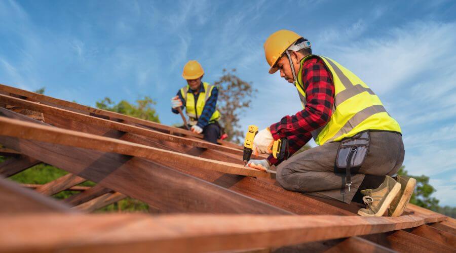 Professional Flat Roofing Installation services in Pesotum, IL